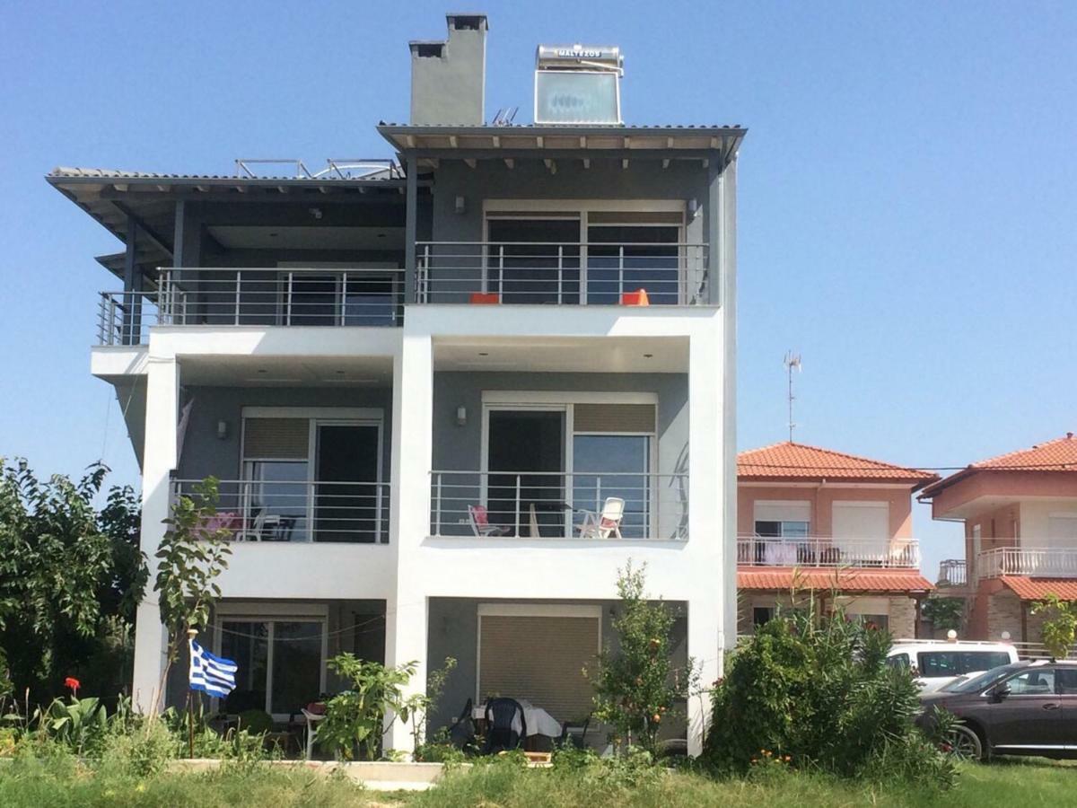 See To Sea Apartments Paralia Dionysiou Exteriör bild