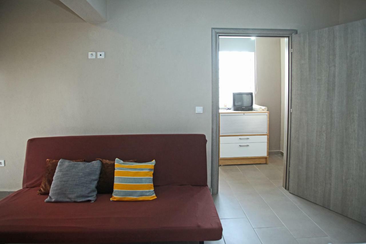 See To Sea Apartments Paralia Dionysiou Exteriör bild